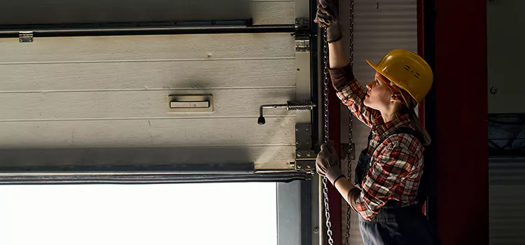 Addressing Common Garage Door Stoppage Issues in Sandy Springs, GA